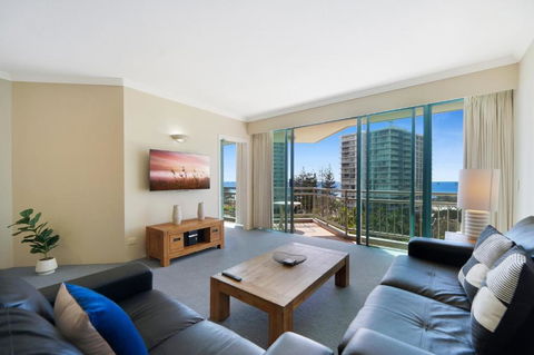 Oceanview 1-Bed With Pools, Spa, Sauna, Gym & BBQ - Accommodation Main Beach 0