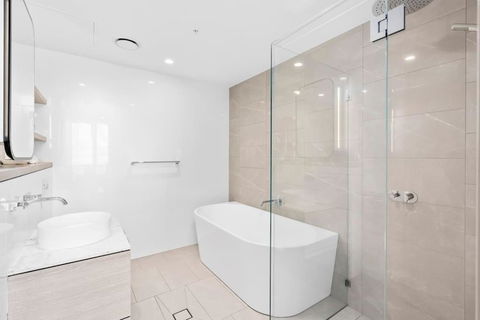 Ocean View 3Bed Apt In Surfers - Accommodation Main Beach 3
