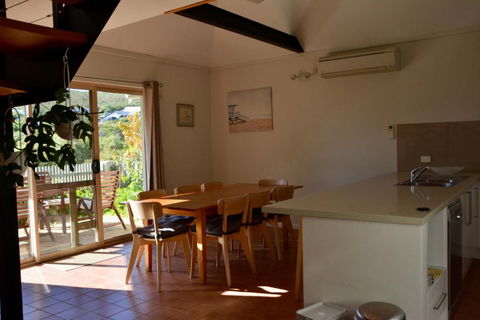Ocean View Beach House, Margaret River - Accommodation Main Beach 2