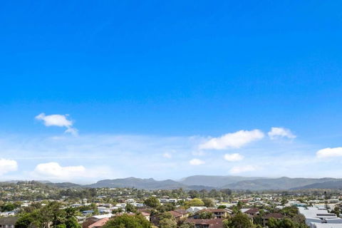 Ocean View Luxury In Periscope - Accommodation Main Beach 2