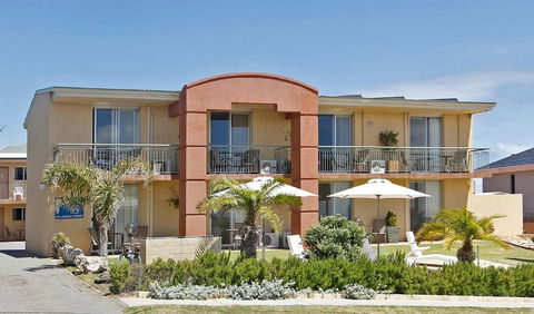 Ocean View Motel - Accommodation Main Beach 3