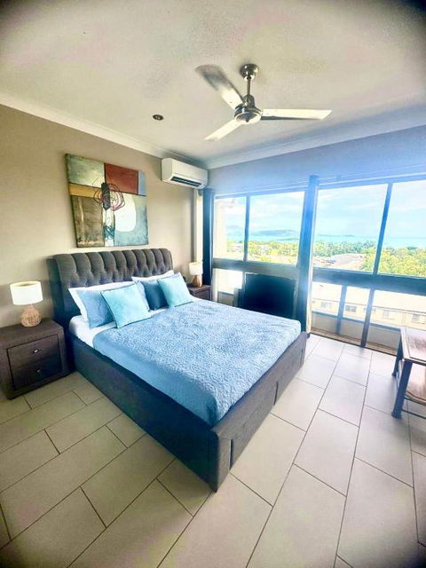 Ocean View Retreat On Eshelby - Accommodation Main Beach 1