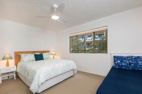 Oceancrest 4 - Accommodation Main Beach 1