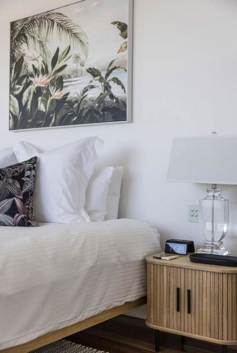 Oceanfront Beach Pad - Accommodation Main Beach 2