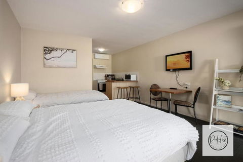 Oceanfront Oasis - Accommodation Main Beach 1