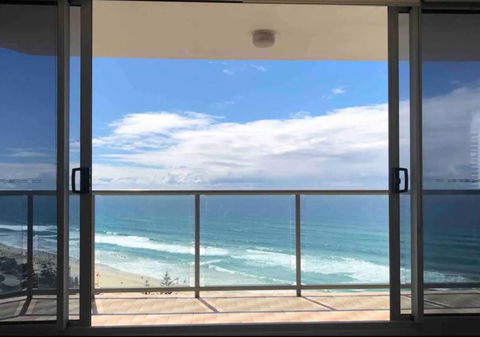 Oceanic Dream Haven - Accommodation Main Beach 0
