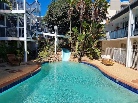 Oceanic Escape 50m To Beach - Accommodation Main Beach 2