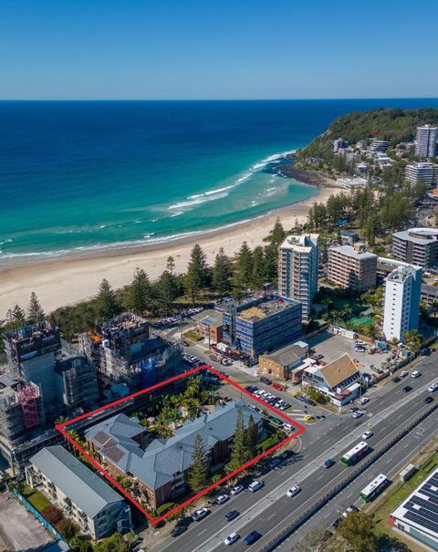 Oceanside Cove - Accommodation Main Beach 0