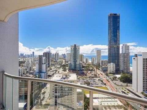 Oceanview 3 Bedroom Apartment In Surfers Paradise - Serain Residences - Accommodation Main Beach 3