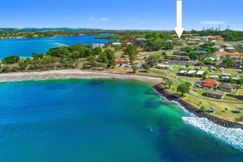 Oceanview Apartment - Accommodation Main Beach 0