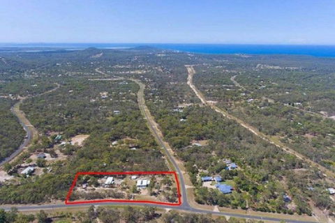 OffShore Holiday House On Acreage - Accommodation Main Beach 2