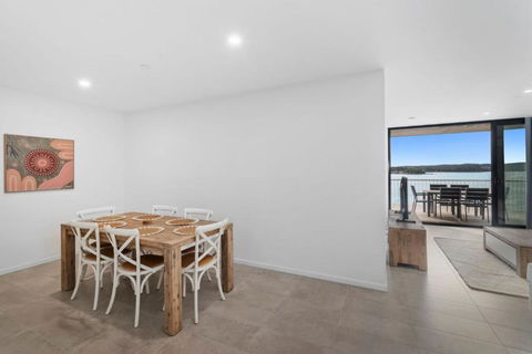 Ohana 411 - Accommodation Main Beach 2