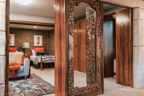 Olinda Sandstone Apartment 2 Bedroom Spa Bath - Accommodation Main Beach 1