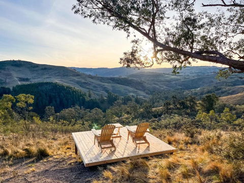 Olive Hill Spa, Views & Home Cinema - Accommodation Main Beach 2