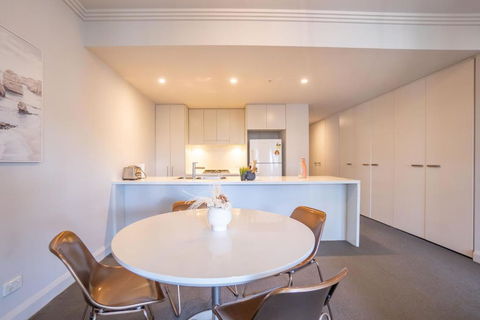 Olympic Park 2 Bedrooms Charm Family Friend Free Parking - Accommodation Main Beach 2