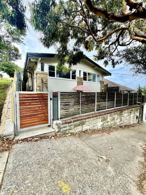 One Bed Apartment - Coogee Beach - Accommodation Main Beach 0
