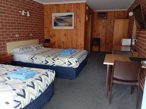 Orbost Country Road Motor Inn - Accommodation Main Beach 3