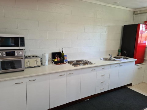 Orchard 2 Bedroom Apartment In Devonport - Accommodation Main Beach 2