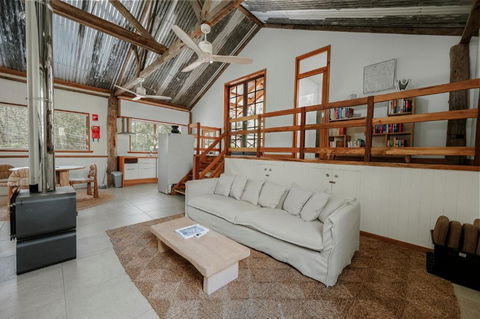 Orchard Cottage - Quiet Farm Escape - Accommodation Main Beach 0
