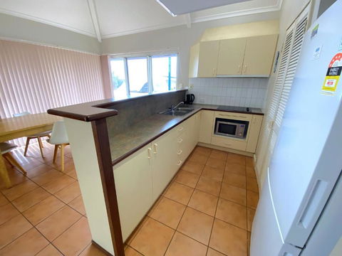 Osprey Holiday Village Unit 117 - Accommodation Main Beach 1