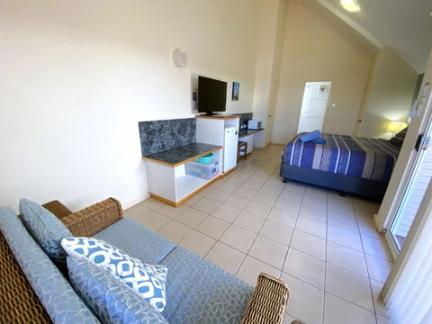 Osprey Holiday Village Unit 201 1 Bedroom - Accommodation Main Beach 2