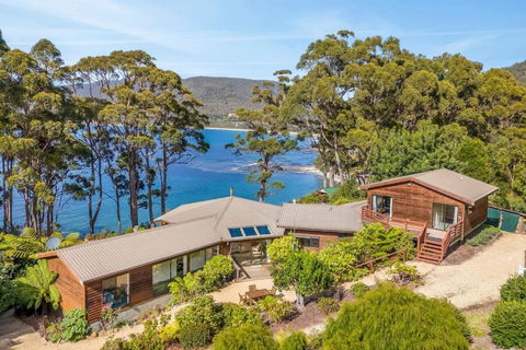 Osprey Lodge - Accommodation Main Beach 0