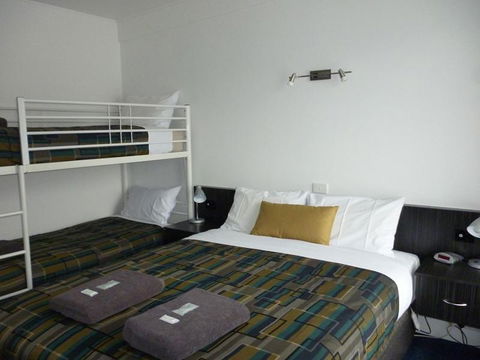 Otway Gate Motel - Accommodation Main Beach 2