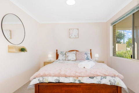 Our Beach House- Busselton - Accommodation Main Beach 2