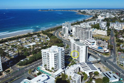 Our Beach Retreat - Pool, Bbq, Coastal Walks ZH5 - Accommodation Main Beach 1