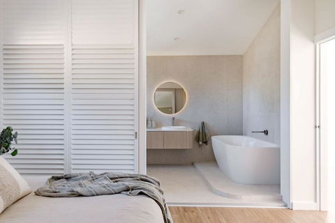 Our Ocean Escape - Accommodation Main Beach 2
