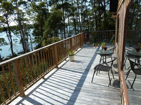 Oyster Shack - Accommodation Main Beach 0