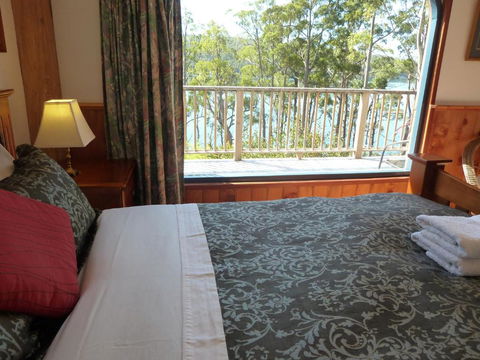 Oyster Shack - Accommodation Main Beach 1
