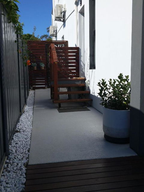 Pablos Retreat - Accommodation Main Beach 2