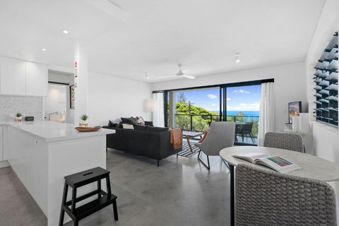 Oceanbreeze At Sunshine Beach - Accommodation Main Beach 0