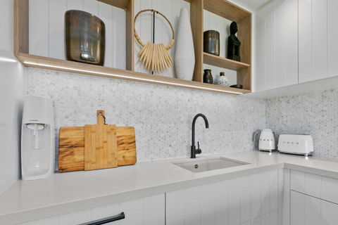 Oceanbreeze At Sunshine Beach - Accommodation Main Beach 3