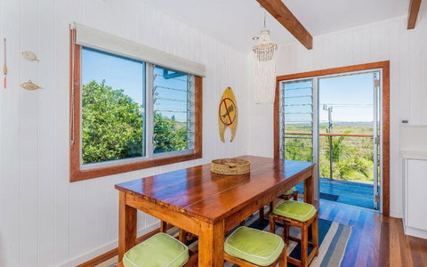 Pacifica House - Accommodation Main Beach 1