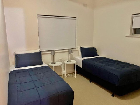 Panorama B&B - Accommodation Main Beach 2