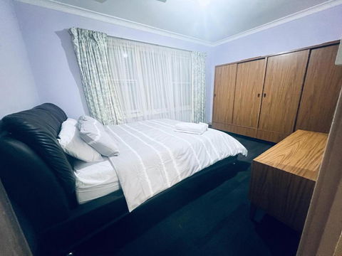 Peaceful And Tranquil Get-away Home - Accommodation Main Beach 3