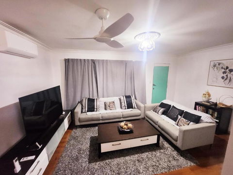 Peaceful And Tranquil Get-away Home - Accommodation Main Beach 0