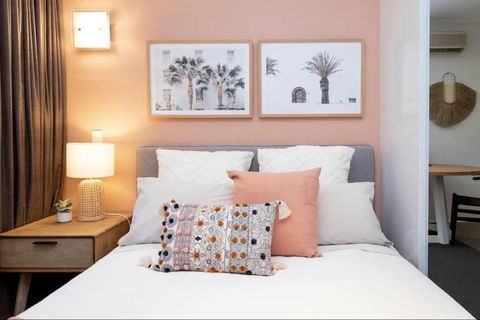 Peach On Sussex North Adelaide - Accommodation Main Beach 0