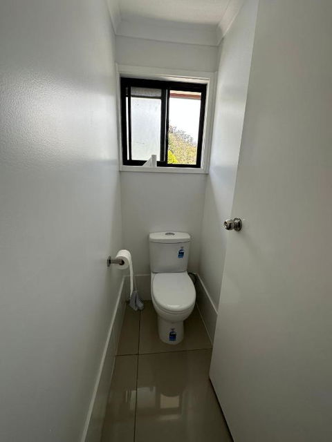 Peak View - Accommodation Main Beach 1