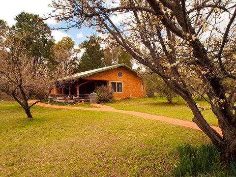 Pilliga Pottery Creative Farmstay - Accommodation Main Beach 2