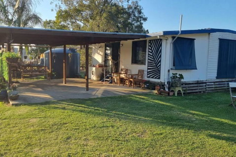 Pillar To Coast - Accommodation Main Beach 0