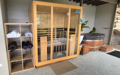 Personal Sauna & Ice-bath At Kookaburra Cabin - Accommodation Main Beach 0