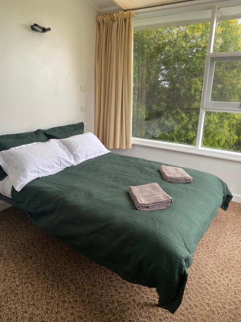 Peppermint Retreat Taroona - Accommodation Main Beach 3