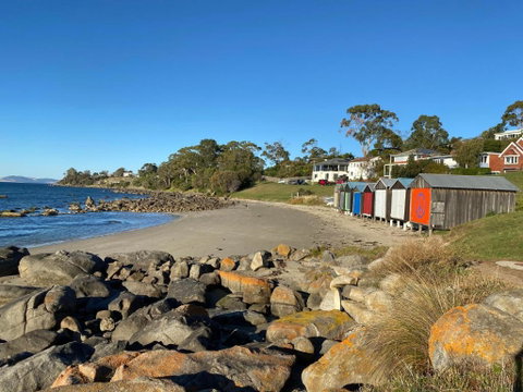 Peppermint Retreat Taroona - Accommodation Main Beach 1