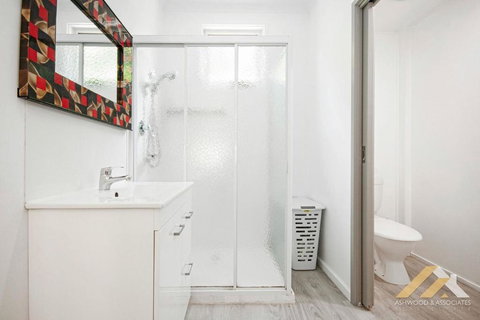Perfect Entertainer-s Home With Pool - Accommodation Main Beach 3