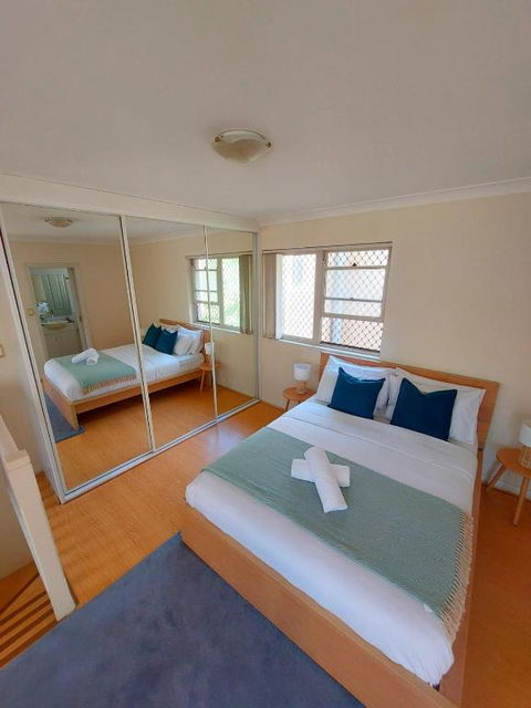 Perfect Room For Students Or Tourists - Accommodation Main Beach 1