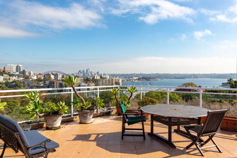 Perfectly Located Studio By Rushcutters Bay Park - Accommodation Main Beach 1