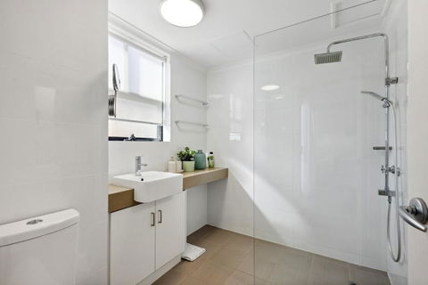 Perth City Corporate 1BRD - Accommodation Main Beach 3